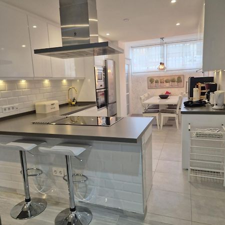 Luxurious Three Bedroom Duplex Apt Close To Beach Fuengirola Bagian luar foto